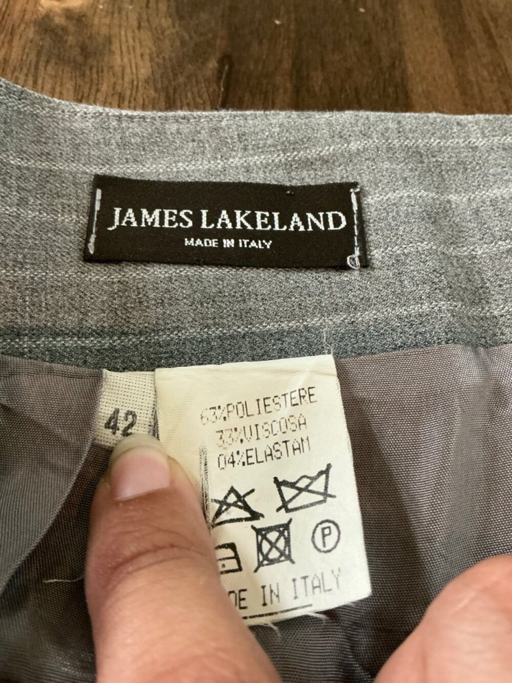 James Lakeland Gray Pinstripe Pencil Skirt Size 42 Made in Italy